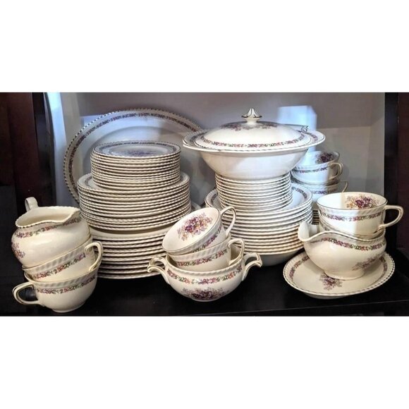 Johnson Bros Old English Queens Bouquet EUC 84 Pc Dinner, Tea & Serving! OBO- - Picture 1 of 15